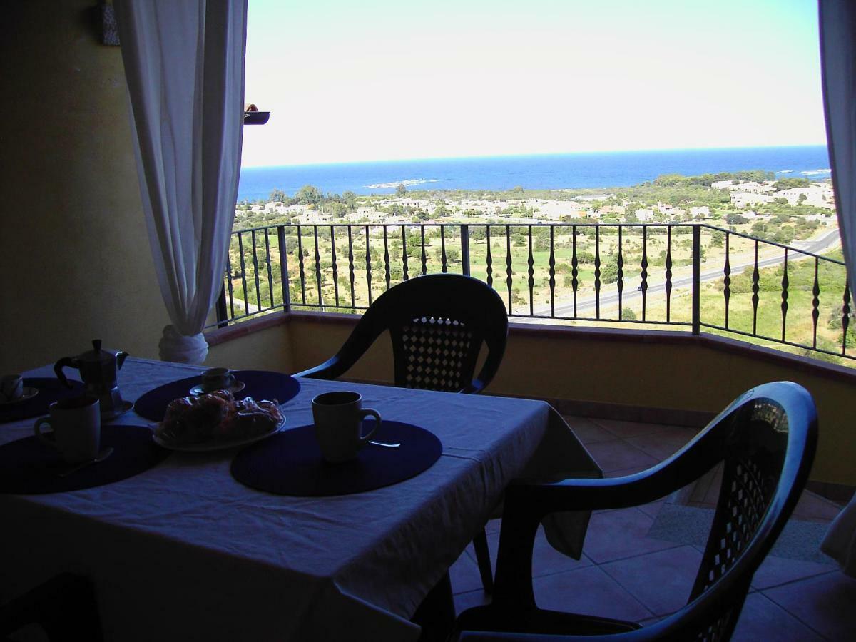 Vista Baia Blu Apartment Budoni Luaran gambar